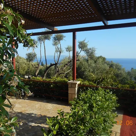 Delfinia Apartmán Vlachata