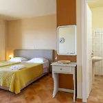 Delfinia Apartment