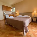 Delfinia Apartment