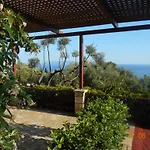 Delfinia Apartmán Vlachata