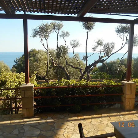 Apartament Delfinia Vlachata