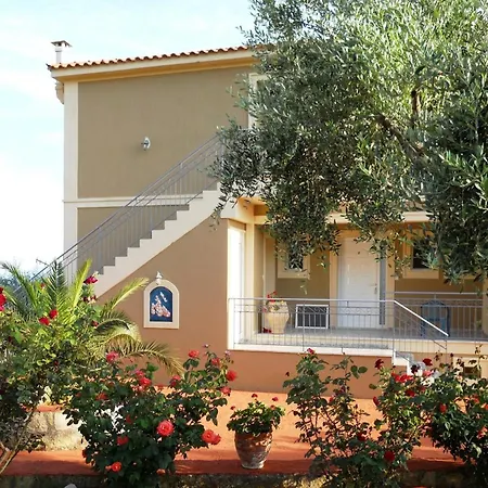 Delfinia Apartment *