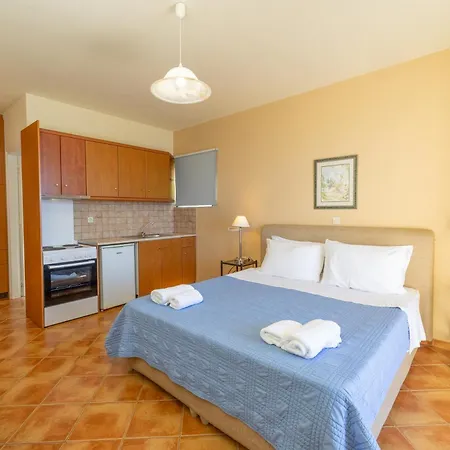 Delfinia Apartment *